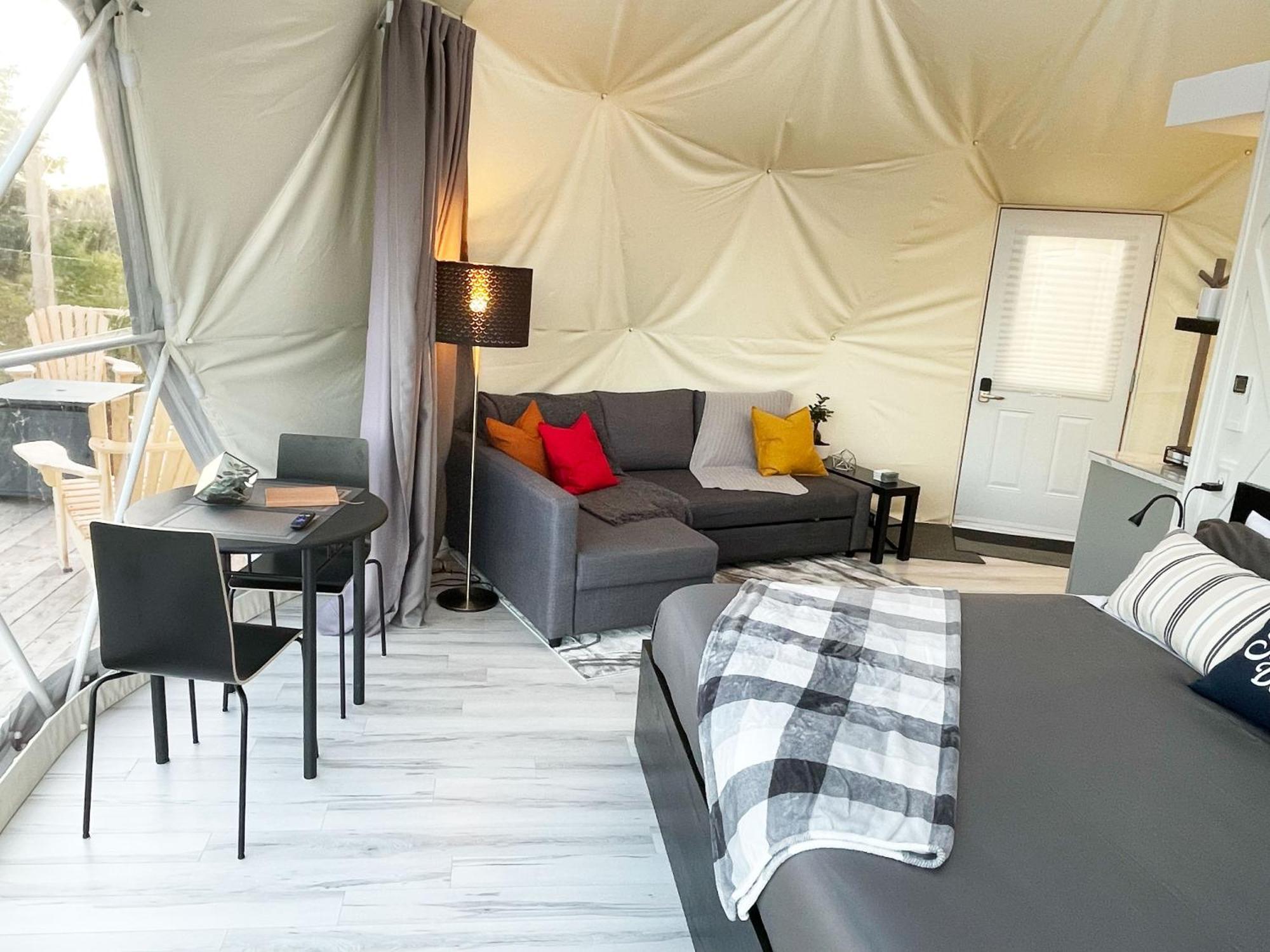 Port Wade Glamping Domes Villa Victoria Beach Eksteriør bilde