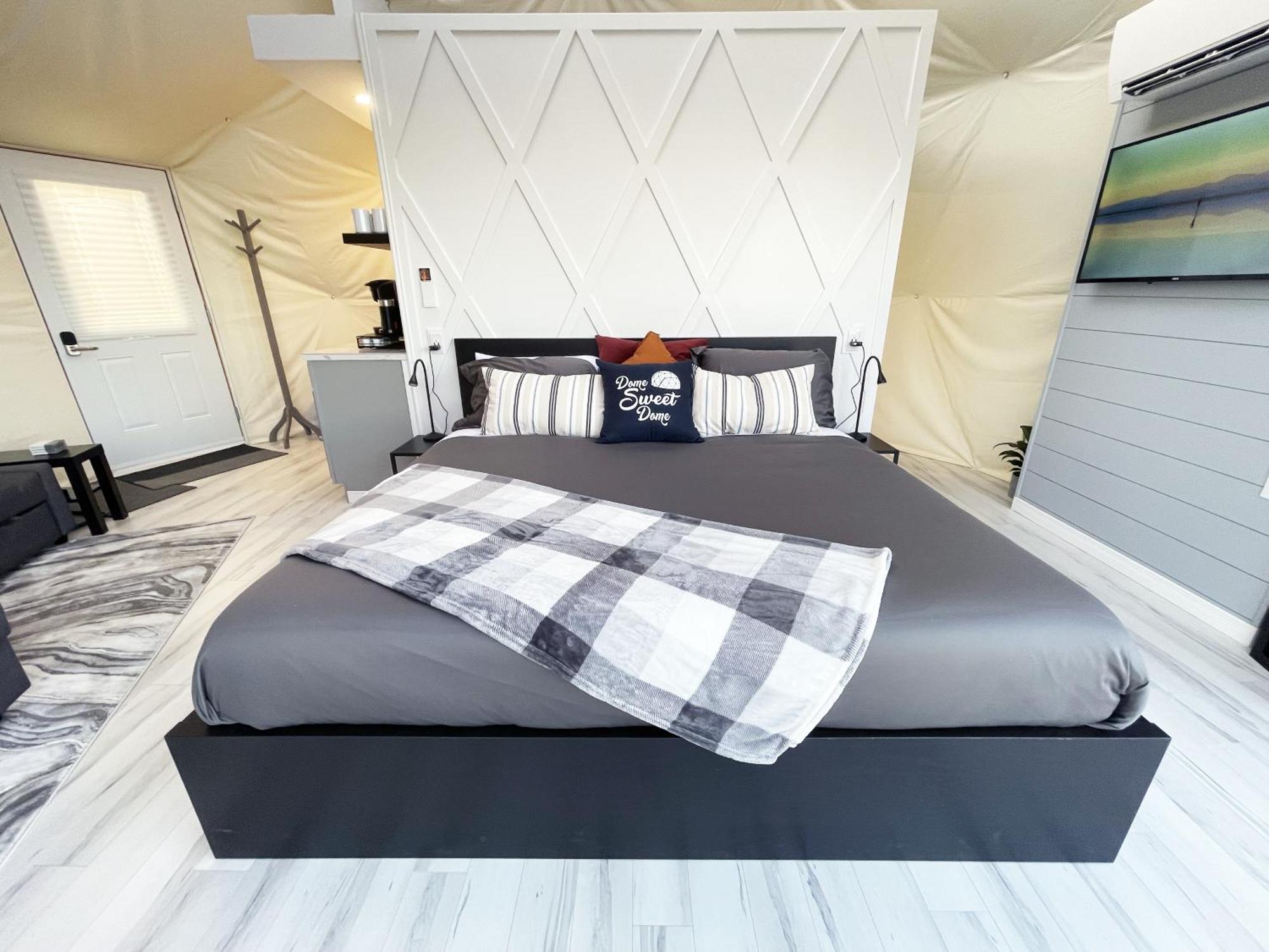 Port Wade Glamping Domes Villa Victoria Beach Eksteriør bilde