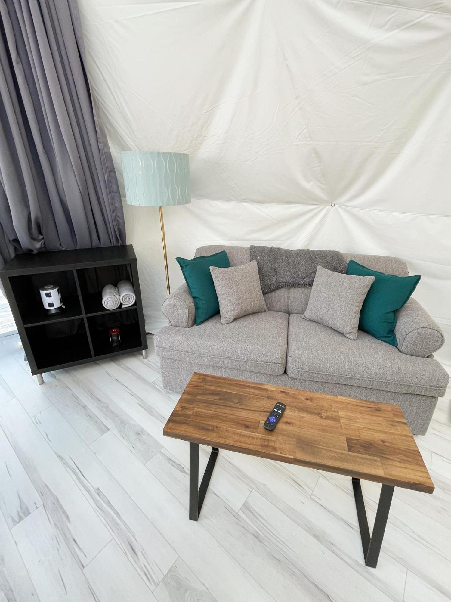 Port Wade Glamping Domes Villa Victoria Beach Eksteriør bilde
