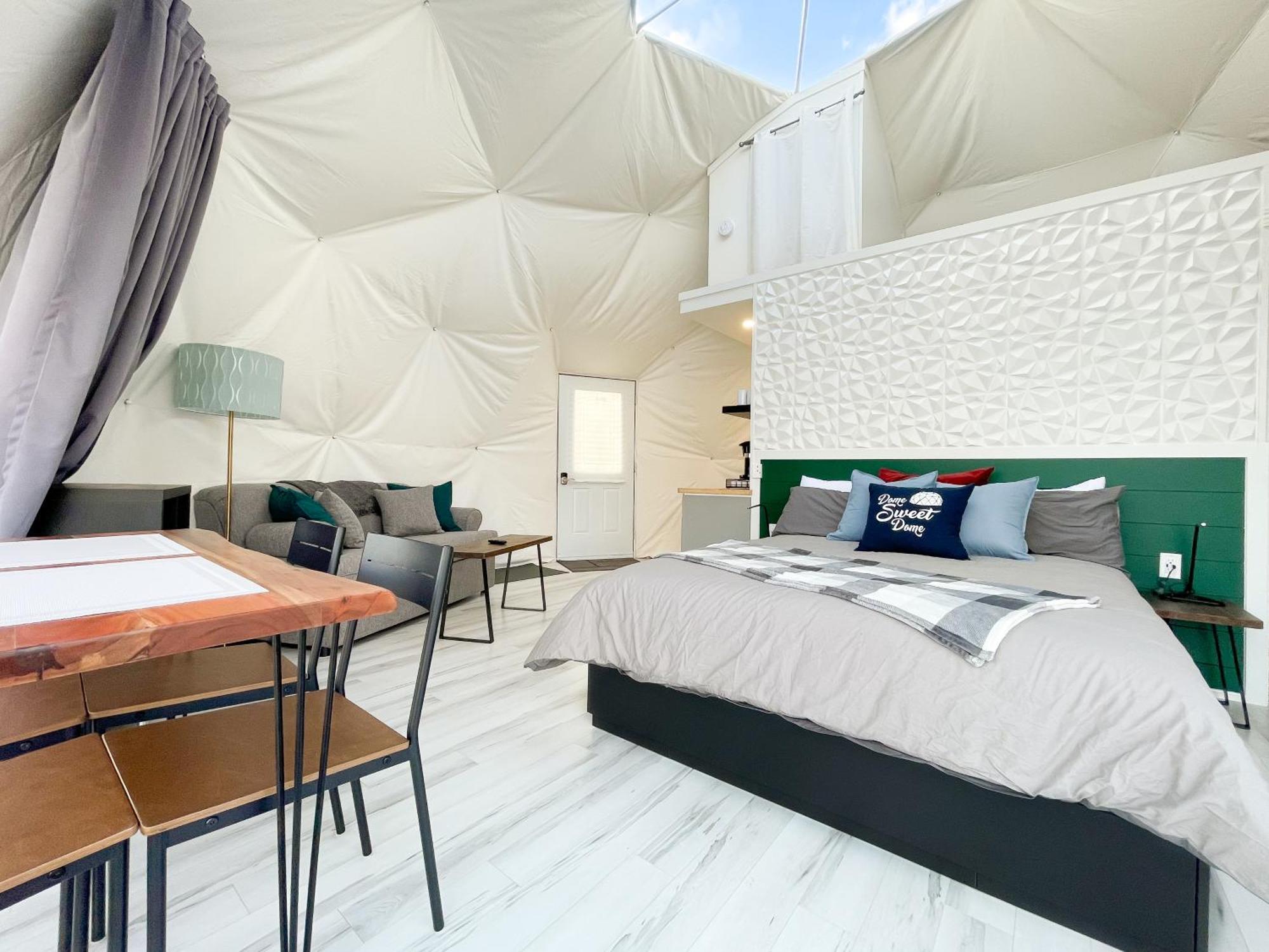 Port Wade Glamping Domes Villa Victoria Beach Eksteriør bilde