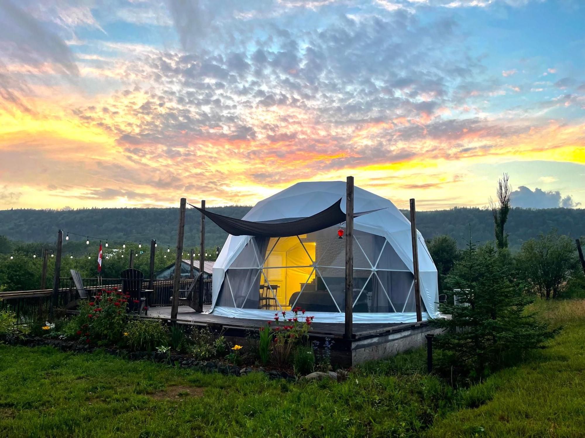 Port Wade Glamping Domes Villa Victoria Beach Eksteriør bilde